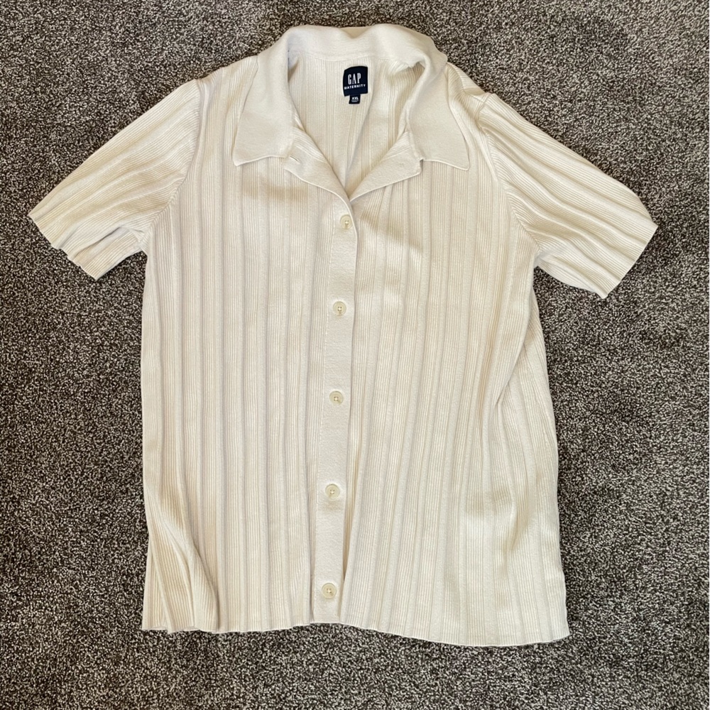 GAP Cream Short Sleeve Blouse